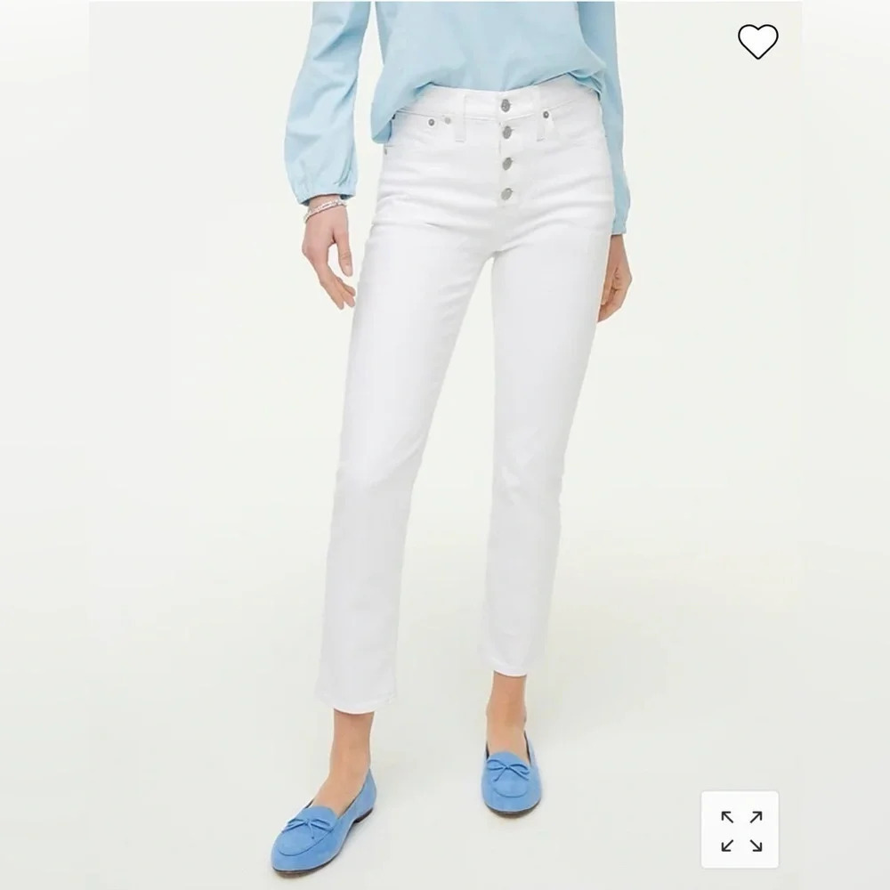 J crew NWT
Essential straight size 25
Waist 13 1/2”
Inseam 26 1/2”